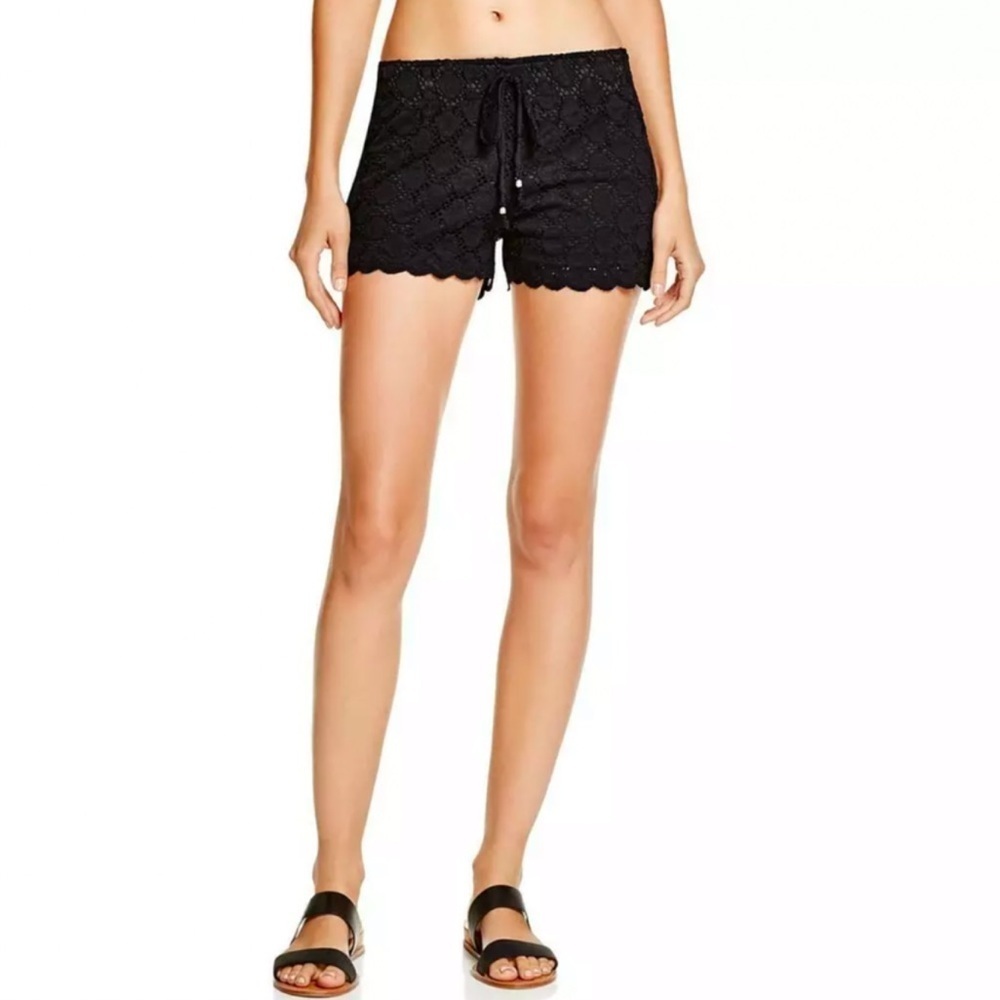 Crochet lined shorts